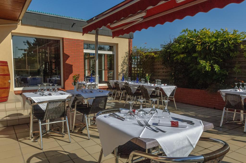 Hostellerie Saint Vincent Beauvais Aeroport Hotel