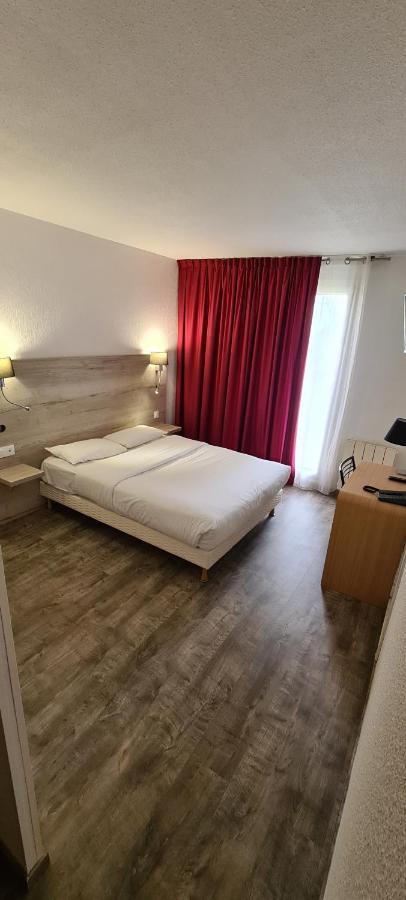 Hostellerie Saint Vincent Beauvais Aeroport 3*