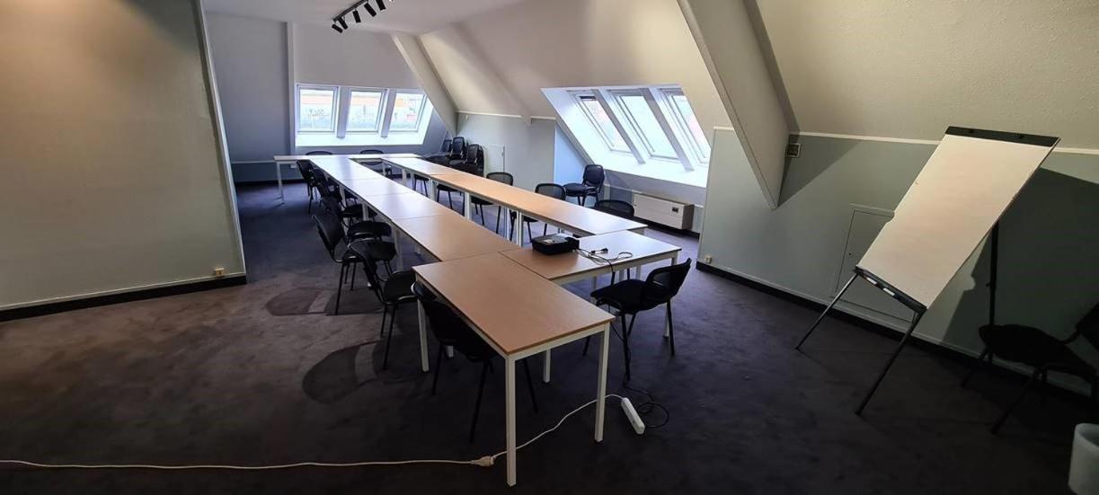 Hostellerie Saint Vincent Beauvais Aeroport Hotel Beauvais