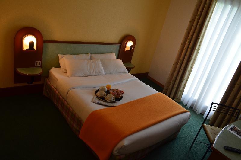 Hotel Hostellerie Saint Vincent Beauvais Aeroport Beauvais