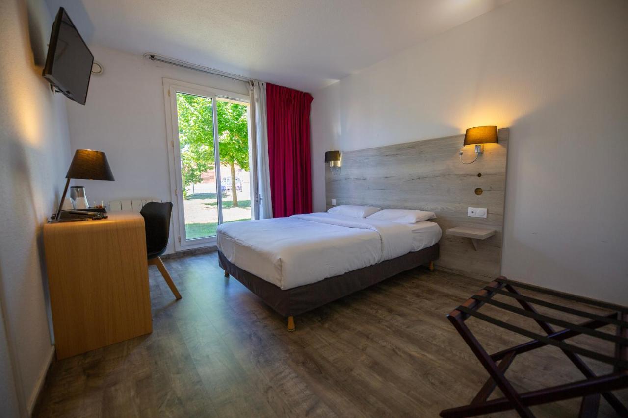 Hotel Hostellerie Saint Vincent Beauvais Aeroport 3*