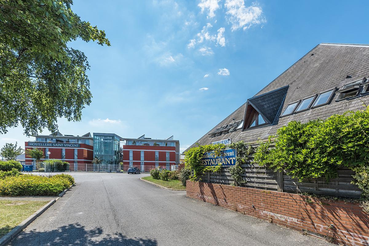 Hotel Hostellerie Saint Vincent Beauvais Aeroport 3*