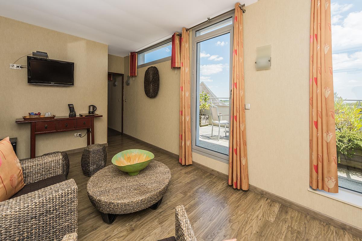 Hostellerie Saint Vincent Beauvais Aeroport Hotel 3*