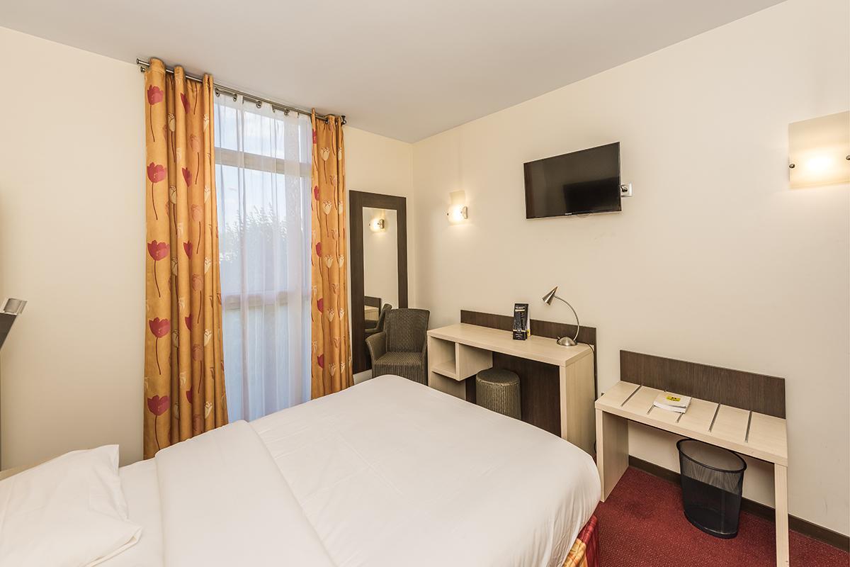 Hostellerie Saint Vincent Beauvais Aeroport Beauvais